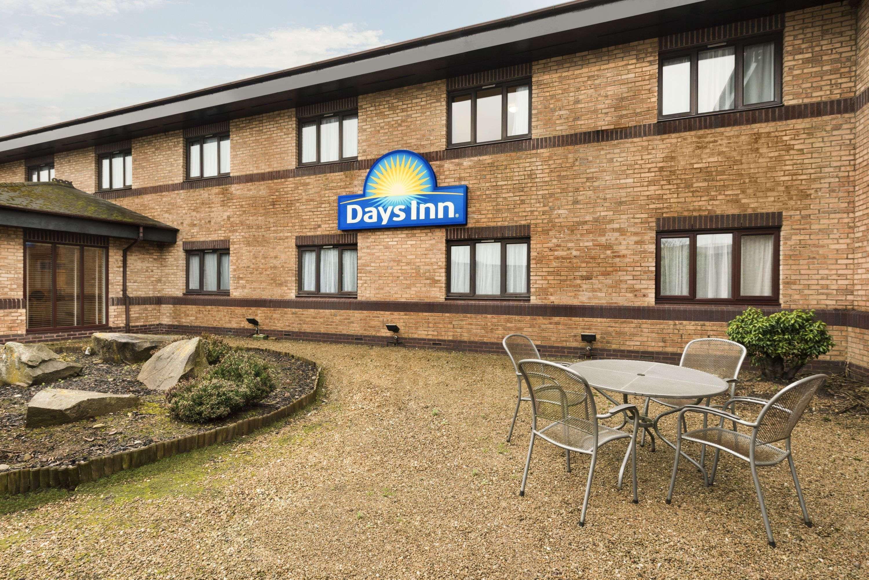 Days Inn Hotel Abington - Glasgow Eksteriør billede